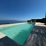 Thermyes 3 With Private Pool Kithnos