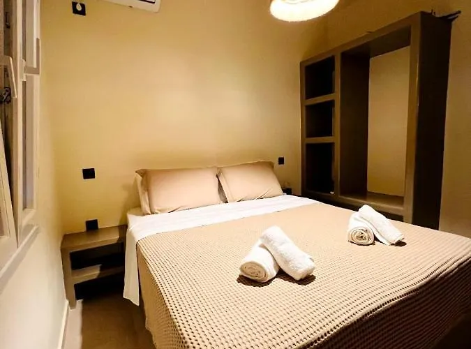 Thermyes 3 With Private Pool * Kithnos